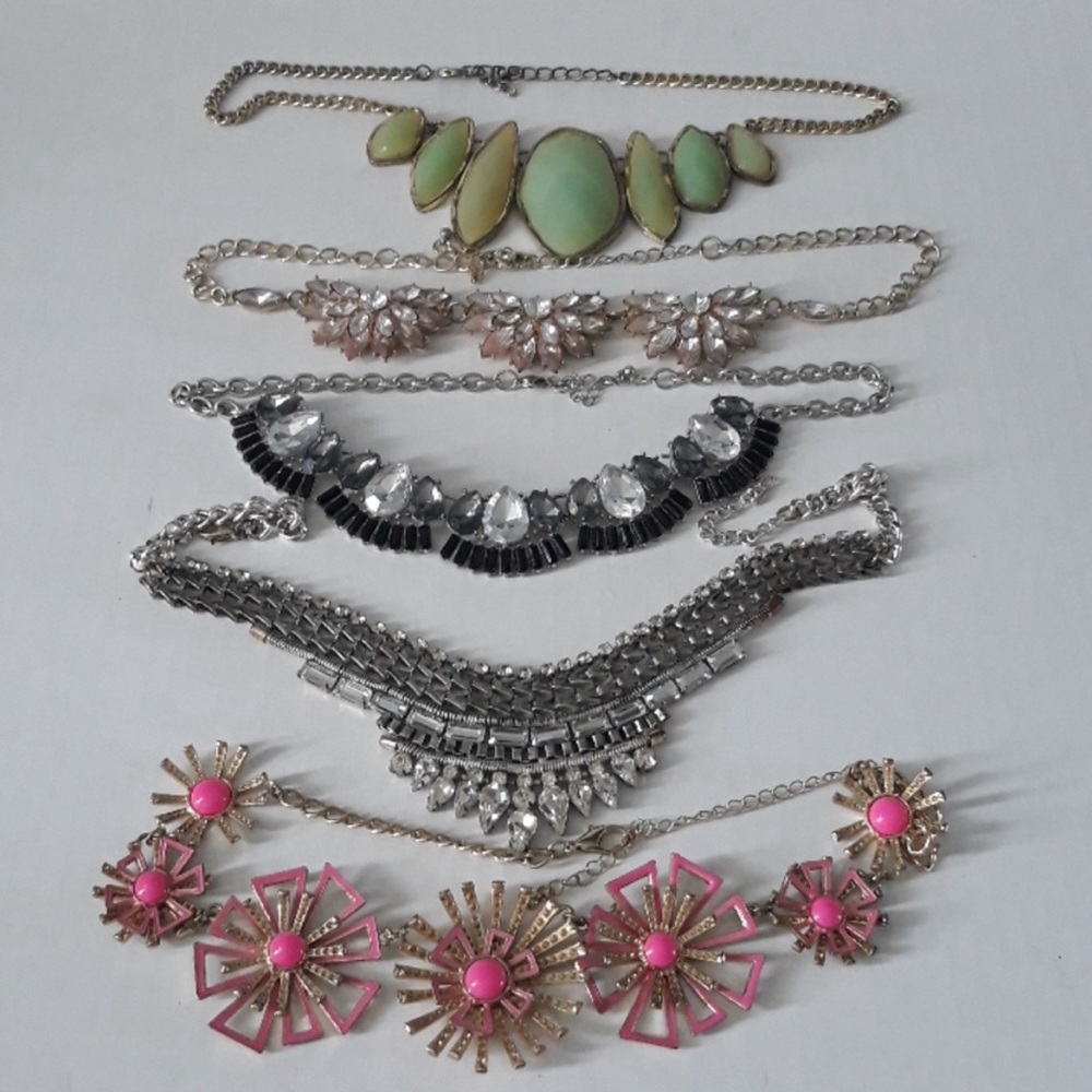 Lot of Five Fun Statement Necklaces ✨